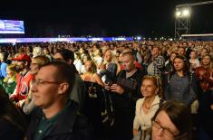 Military musicians give spectacular performance of “Carmina Burana”