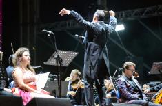 Military musicians give spectacular performance of “Carmina Burana”