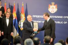 Predsednik Aleksandar Vučić odlikovao UA MO "Stanislav Binički"
