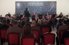 Srpski i britanski vojni orkestar održali koncert u Domu Vojske Srbije